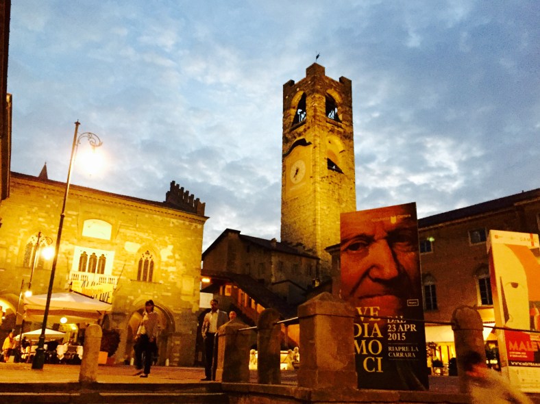 Piazza Vecchia at night